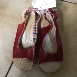 Red Leather wedges crocs